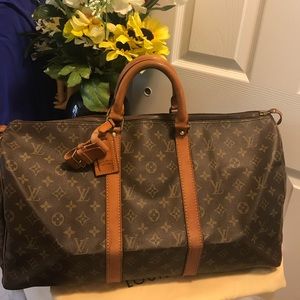 ‼️SOLd‼️Authentic Louis Vuitton. Kepall 45